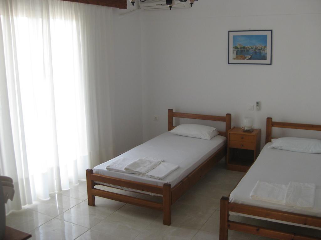 Hotel Maravelias House Archangelos  Pokój zdjęcie